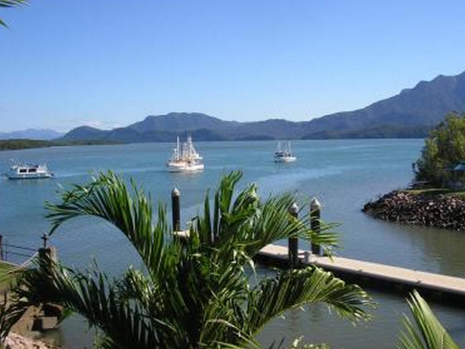 Hinchinbrook Marine Cove Resort Lucinda エクステリア 写真