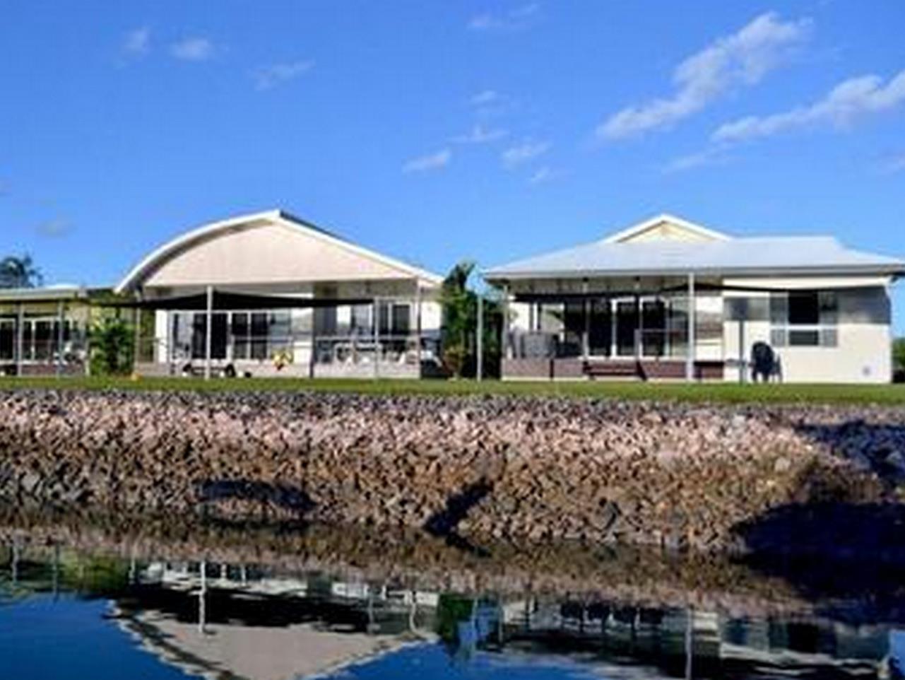 Hinchinbrook Marine Cove Resort Lucinda エクステリア 写真