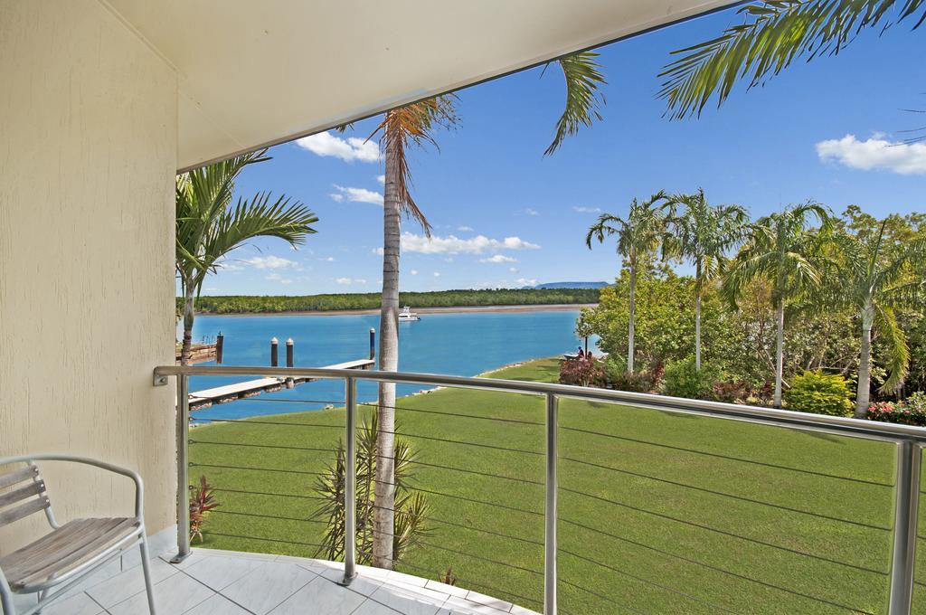 Hinchinbrook Marine Cove Resort Lucinda エクステリア 写真