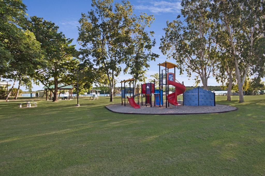 Hinchinbrook Marine Cove Resort Lucinda エクステリア 写真
