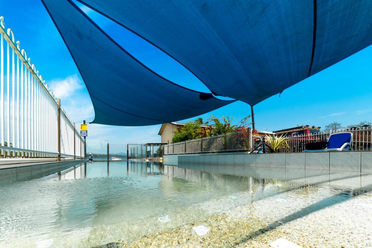 Hinchinbrook Marine Cove Resort Lucinda エクステリア 写真
