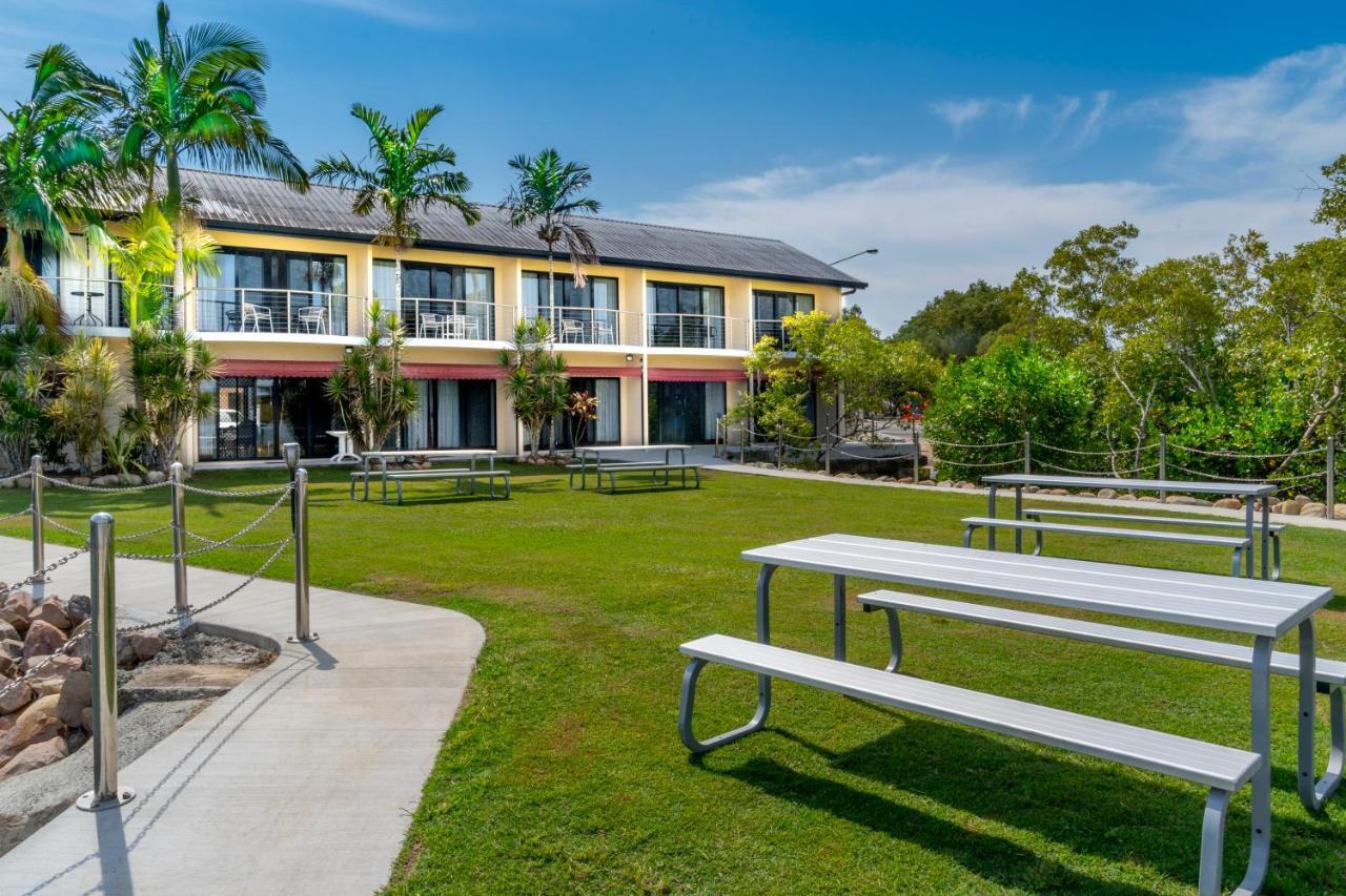 Hinchinbrook Marine Cove Resort Lucinda エクステリア 写真