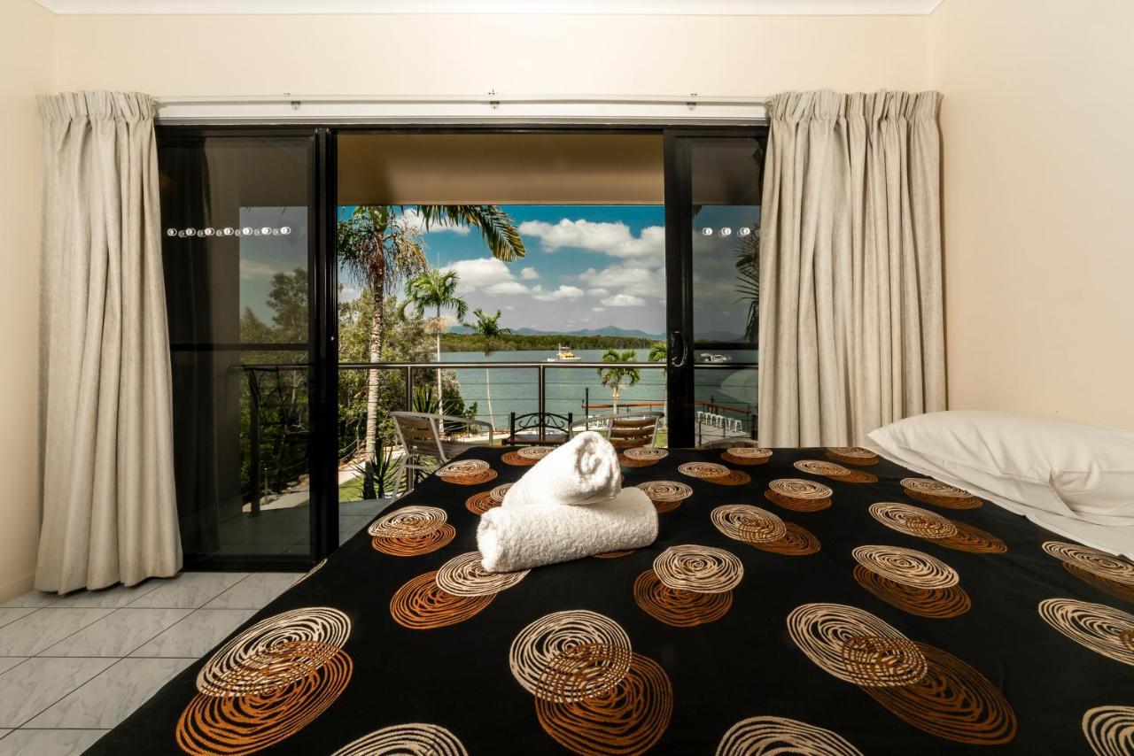 Hinchinbrook Marine Cove Resort Lucinda エクステリア 写真