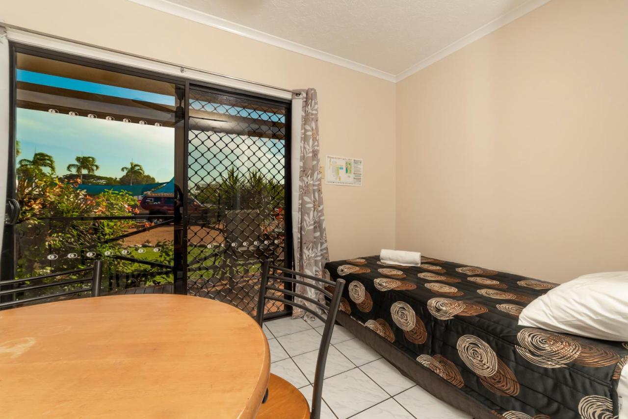Hinchinbrook Marine Cove Resort Lucinda エクステリア 写真