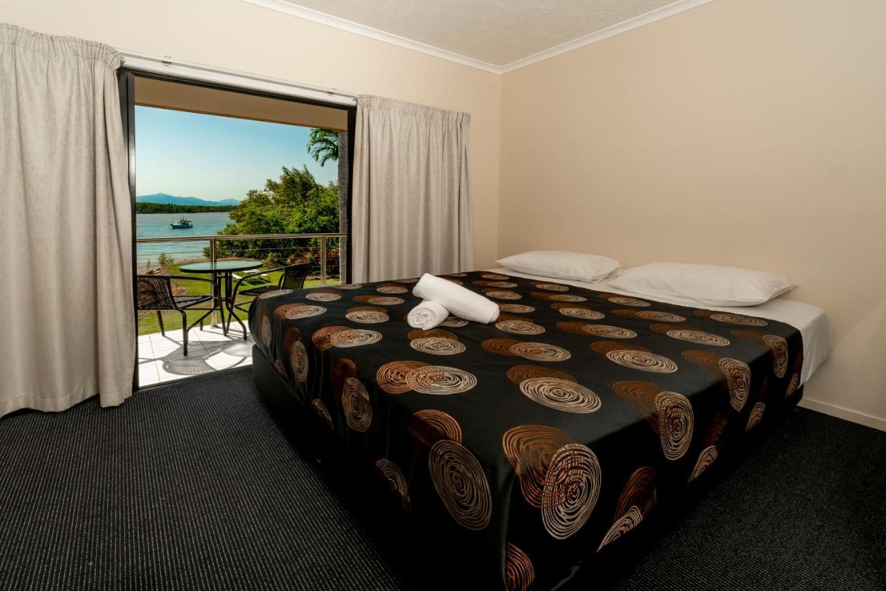 Hinchinbrook Marine Cove Resort Lucinda エクステリア 写真