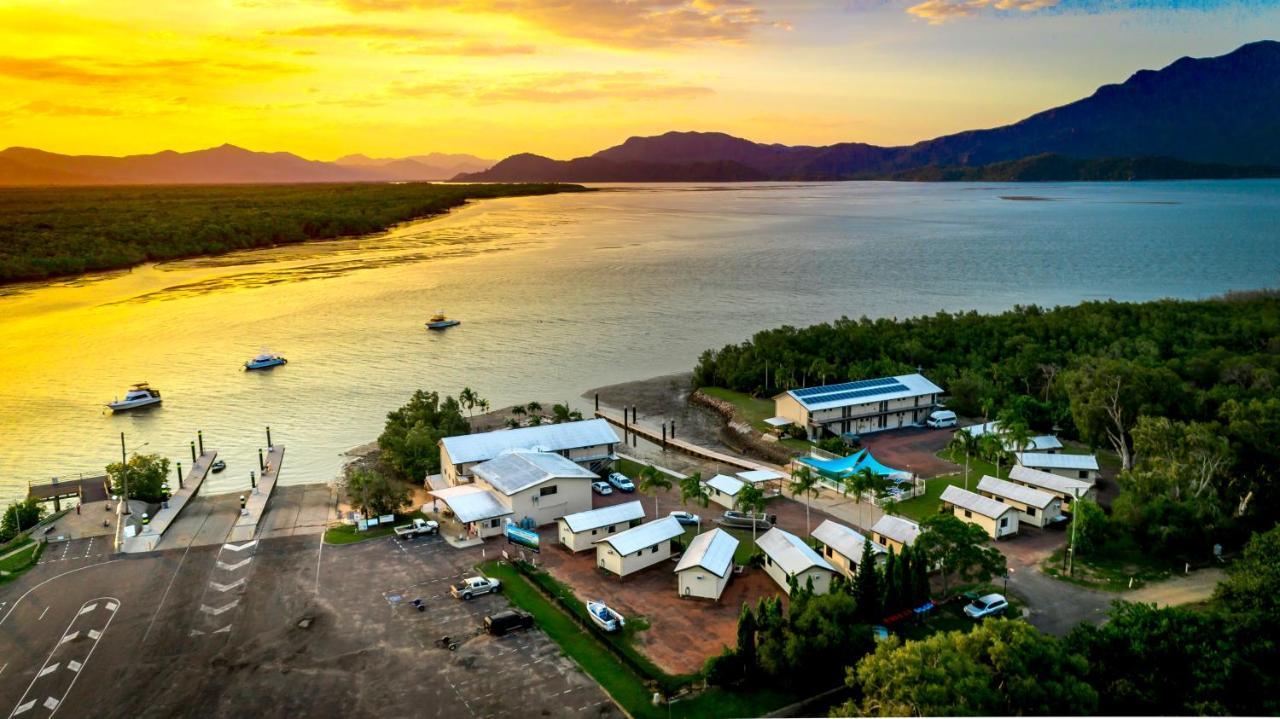 Hinchinbrook Marine Cove Resort Lucinda エクステリア 写真