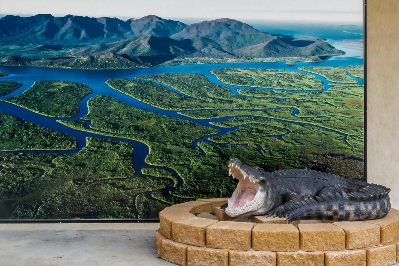 Hinchinbrook Marine Cove Resort Lucinda エクステリア 写真